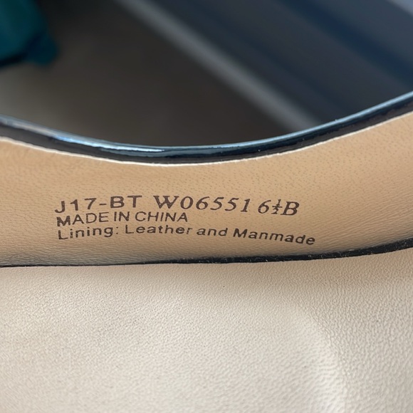 Cole Haan black patent prep toe size 6.5 - Picture 6 of 6